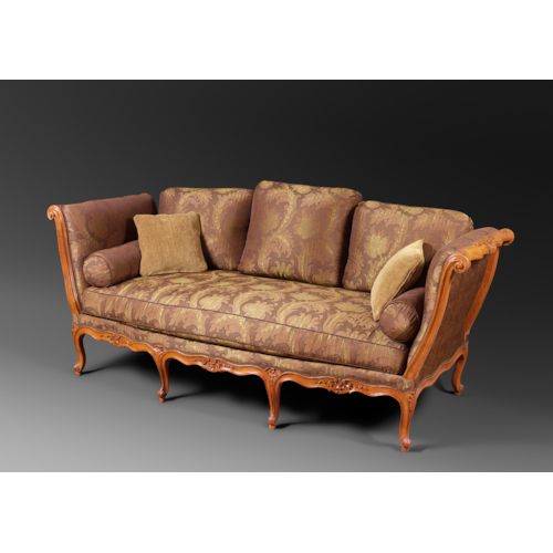A Louis XV beechwood daybed